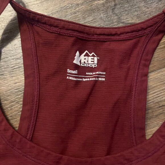 REI Active Pursuits Tank Top | Small - Picture 2 of 4